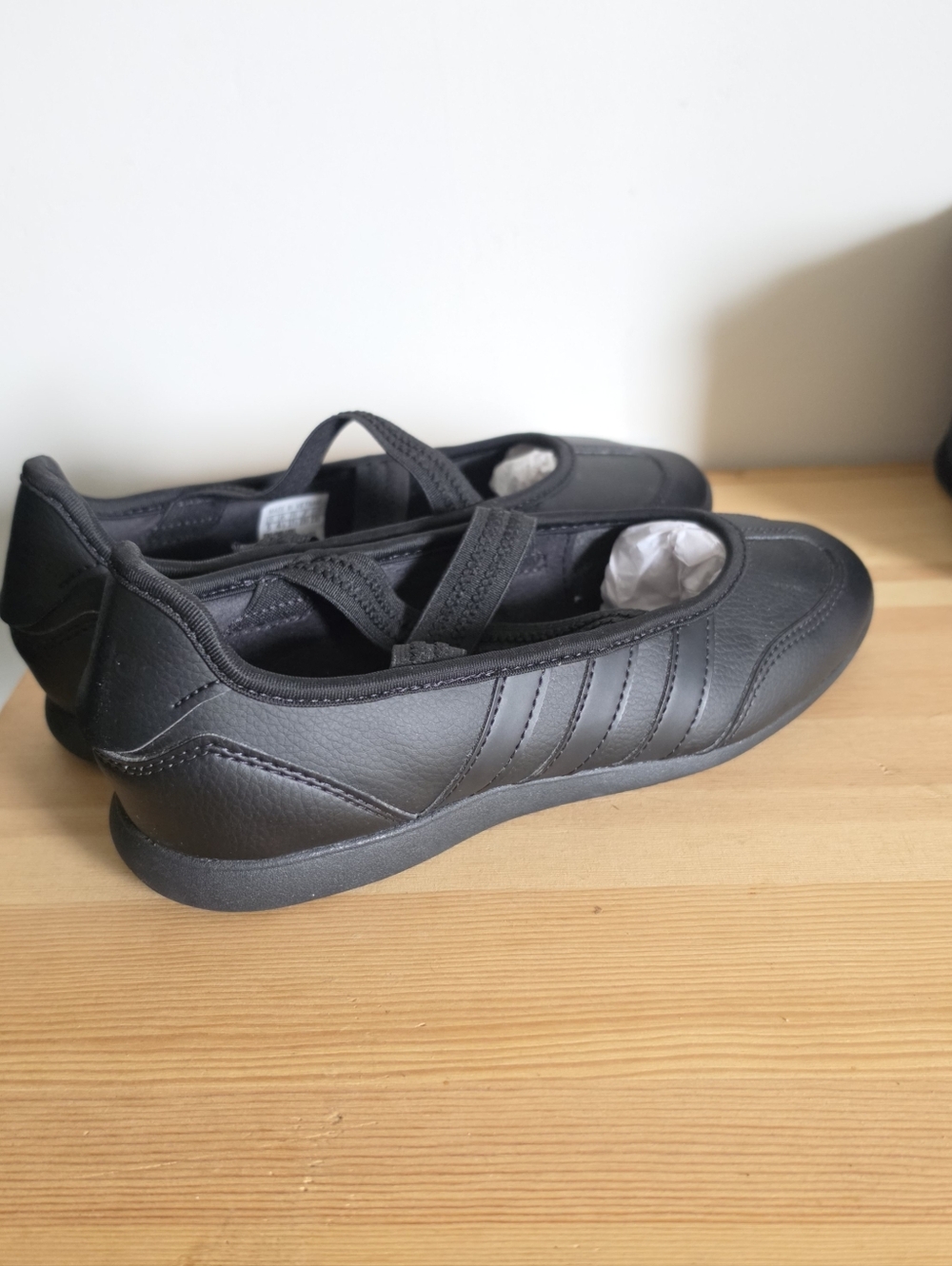 adidas Barreda Mary Jane J Black Sneakers
